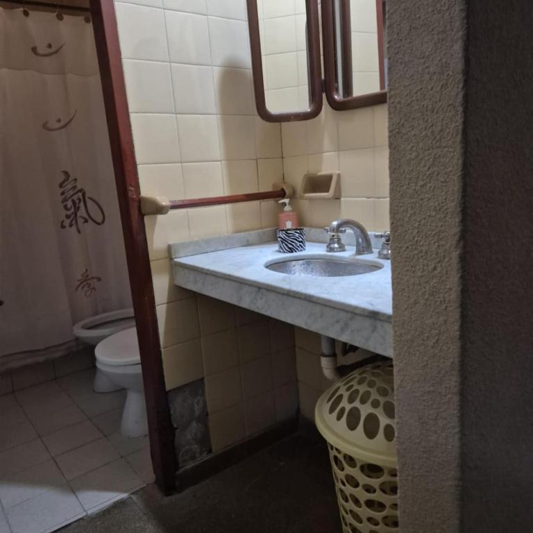 Departamento amoblado zona UNSE - Apartamento de 3 dormitorios - 3