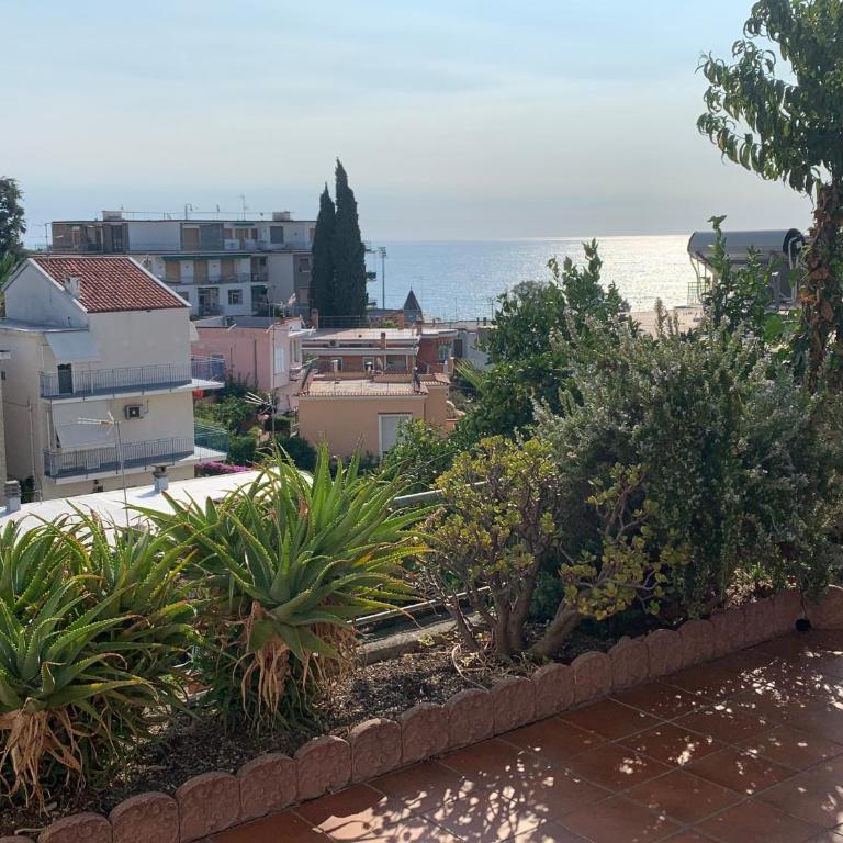 Snappale's House - Appartamento con 1 Camera da Letto, Vista Mare e Terrazza - 1