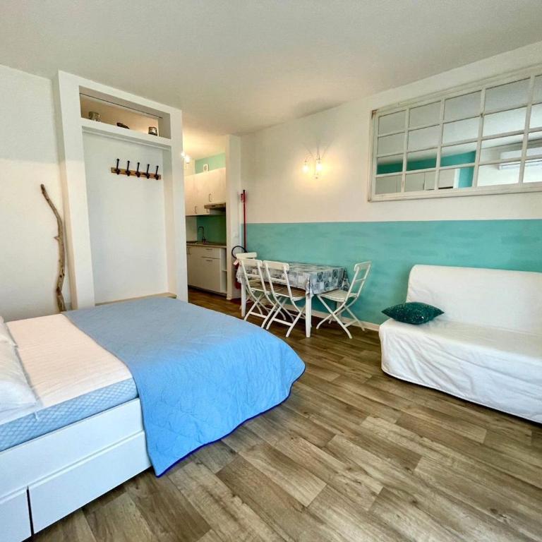 Bright and colorful studio with sea view - Monolocale - 7