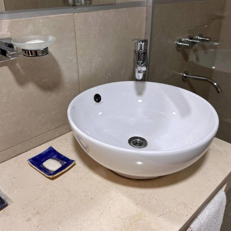 Garden Plaza - 1 King Bed or 2 Single Beds, Junior Suite, Non-Smoking - 1