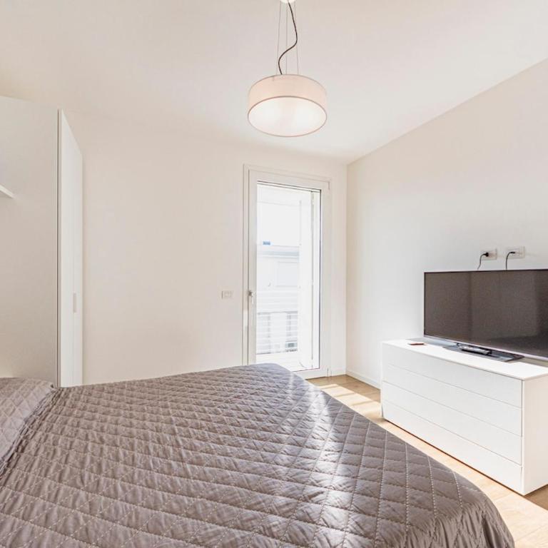 Stylish Poolside Apartment, Jesolo-Venice - Appartamento con 2 Camere da Letto - 9