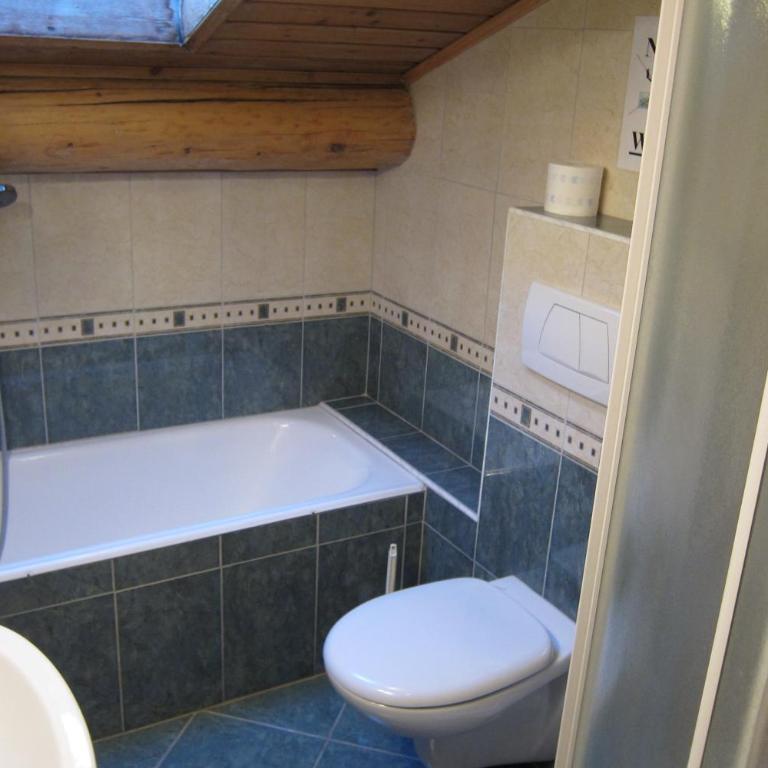 Chalet Del Sole per gruppi - Large Two-Bedroom Apartment - Attic - 7