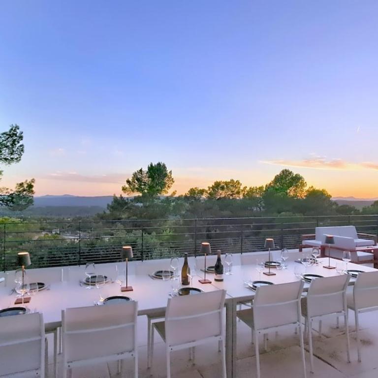 Villa de Prestige au Calme avec piscine chauffée et Vue exceptionnelle - Villa - 14