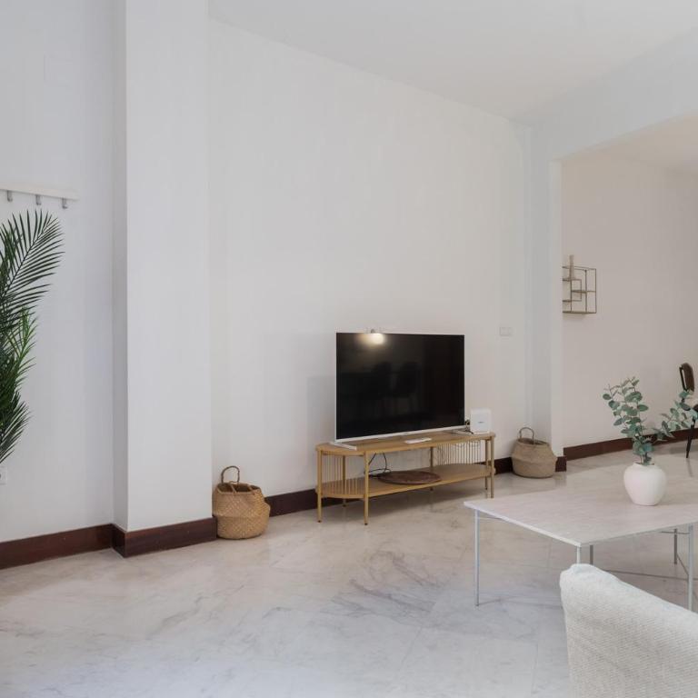 Large Apartment Magdalena Square - Free Parking - Apartamento de 2 dormitorios - 6
