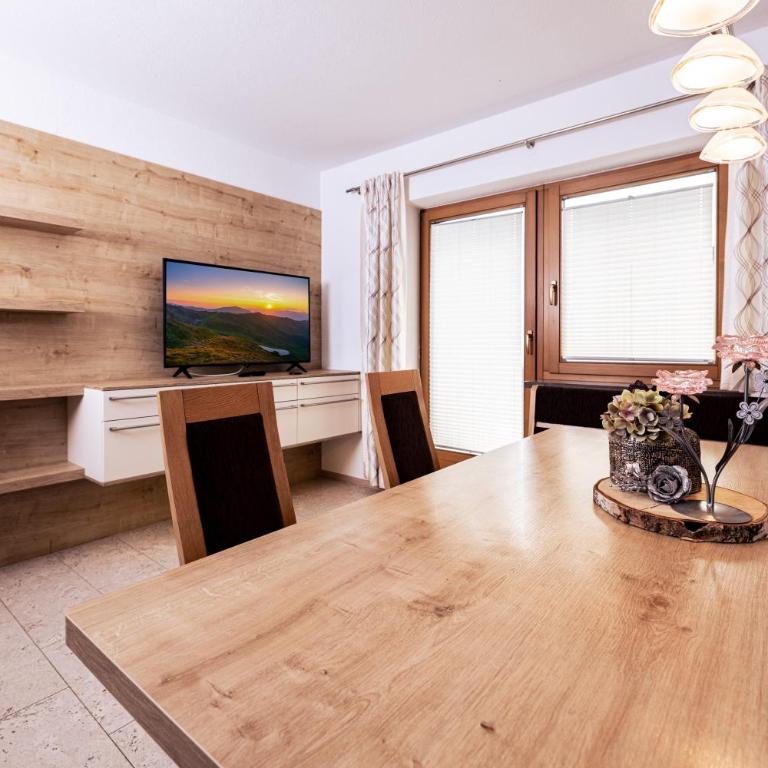 Apart Heim - Apartment mit Blick auf die Berge - 5