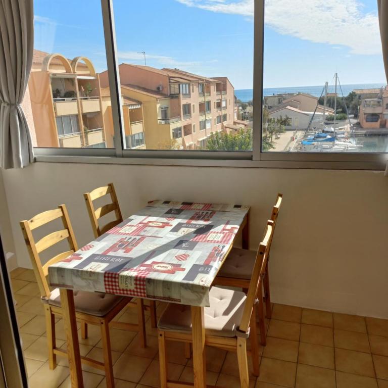 Superbe appartement avec vue sur la mer et port - Appartement 1 Chambre - 6