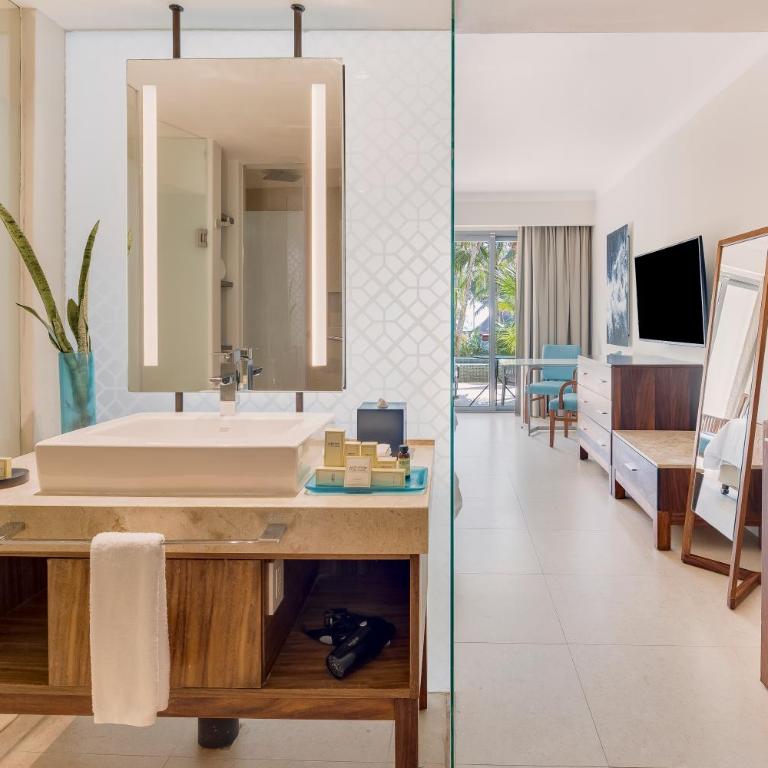 Fiesta Americana Condesa Cancun - All Inclusive - Premium Room with Plunge Pool 2 Double - 4