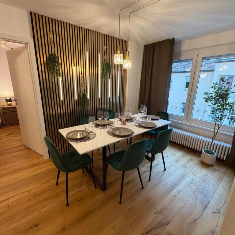 GoldenKey-Suites - Spacious Luxury Apartment in the Heart of Augsburg Old Town - Premium Open-Plan Kitchen - Appartement - 15