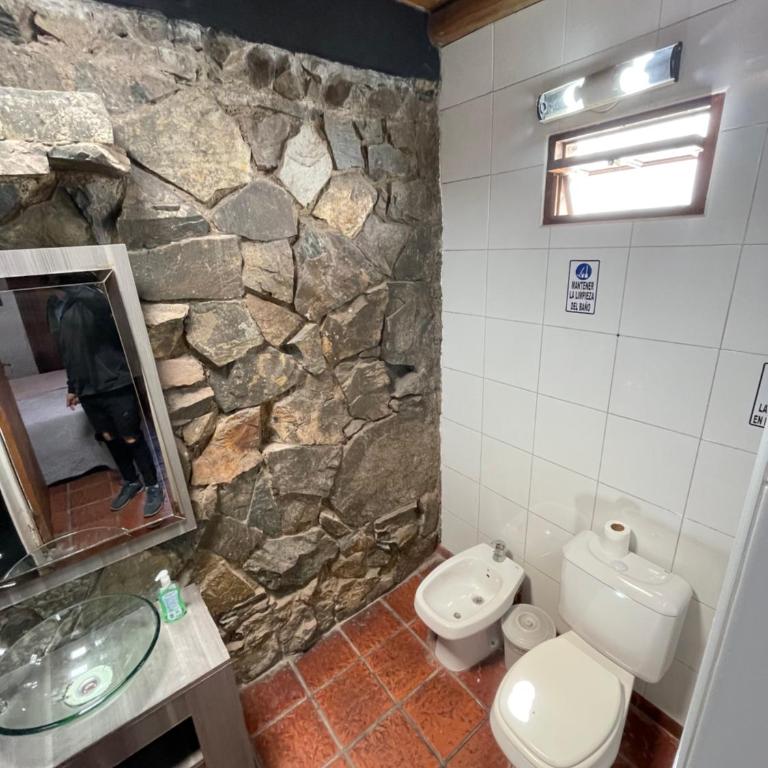 Hostel Ruca Potu - Habitación Cuádruple con baño privado - 4