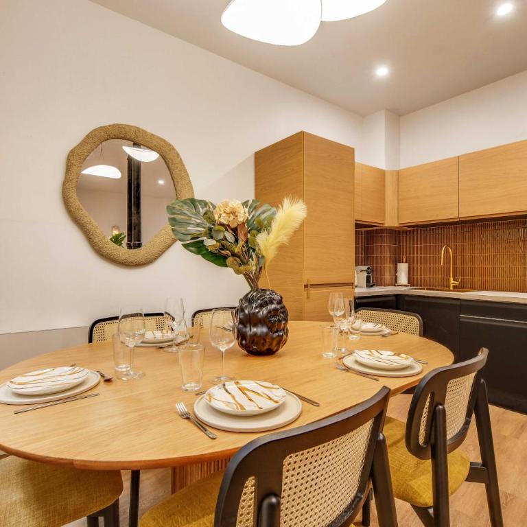 BEAUFITUL APMT - AC -2BR-6P- NOTRE DAME - Apartment - 8