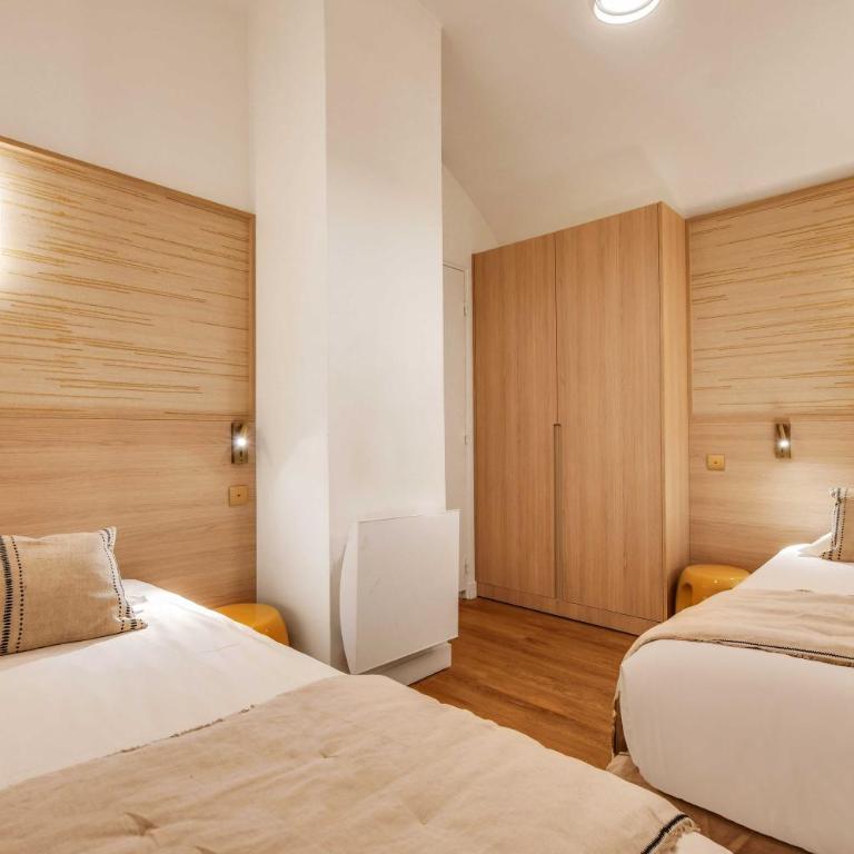 BEAUFITUL APMT - AC -2BR-6P- NOTRE DAME - Apartment - 13