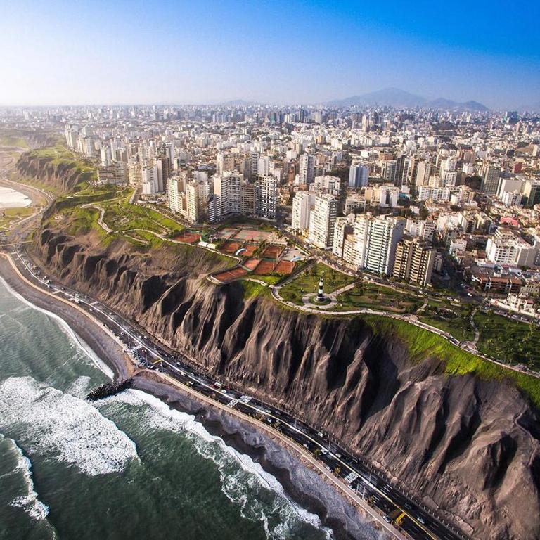 miraflores lighthouse 1 Block from the Beach and near to everything - Double Room with Garden View - 29