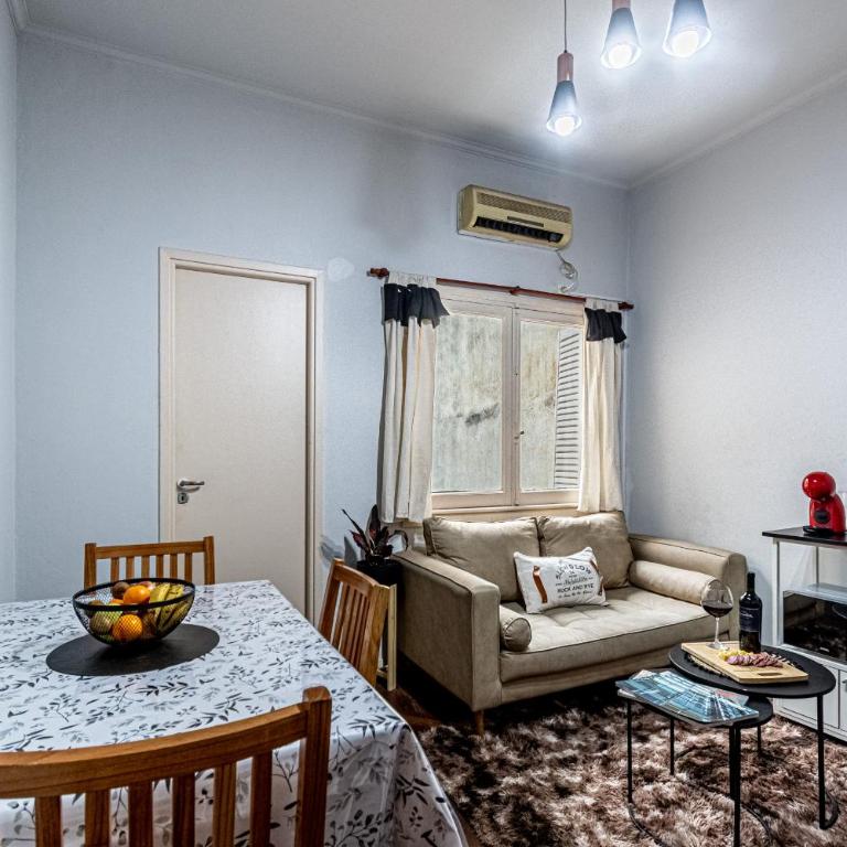 Depto Amplio con Luz Natural en Belgrano - Apartamento de 1 dormitorio - 2