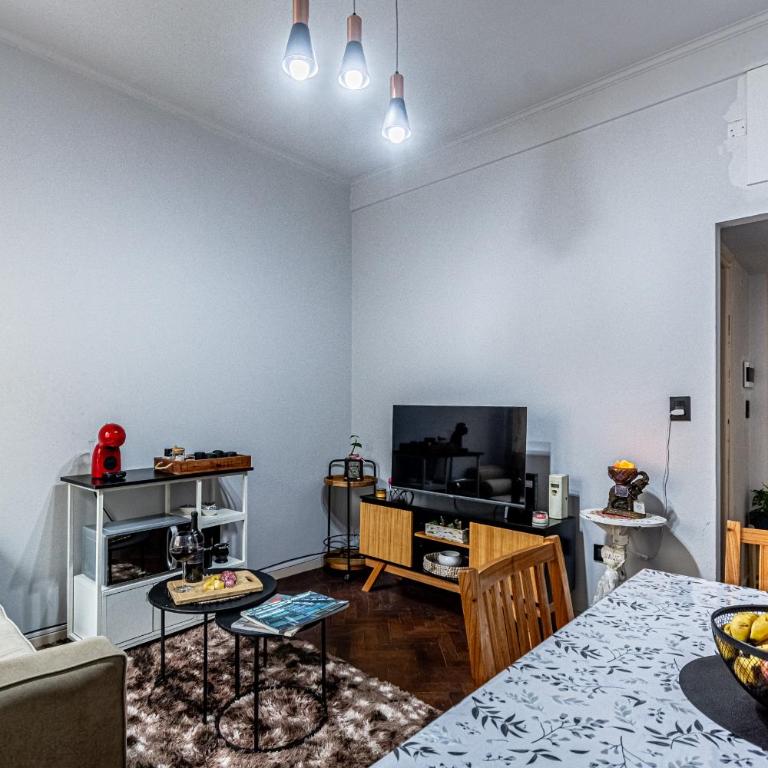 Depto Amplio con Luz Natural en Belgrano - Apartamento de 1 dormitorio - 1