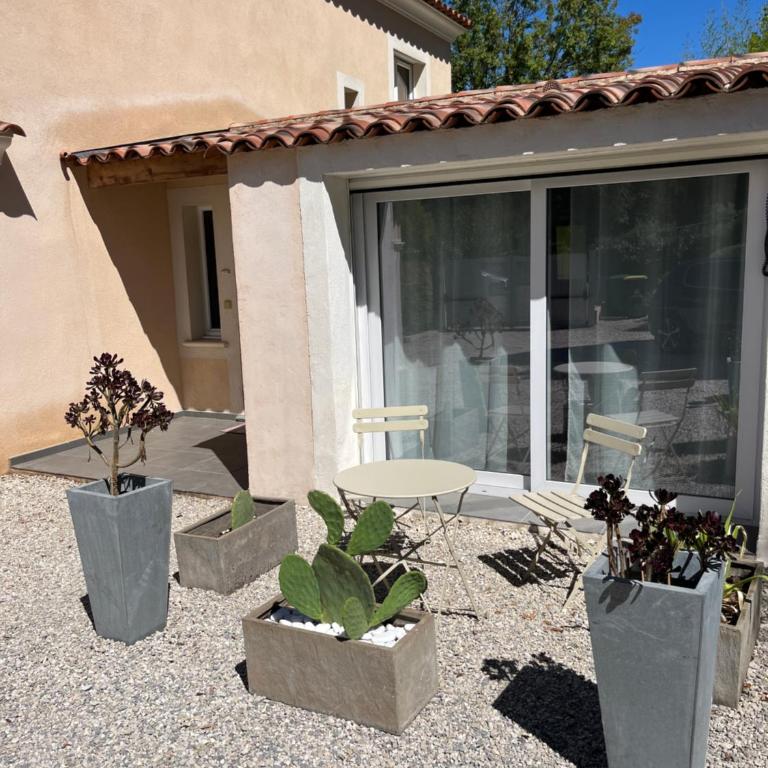 Suite indépendante dans une maison - Double Room - 5