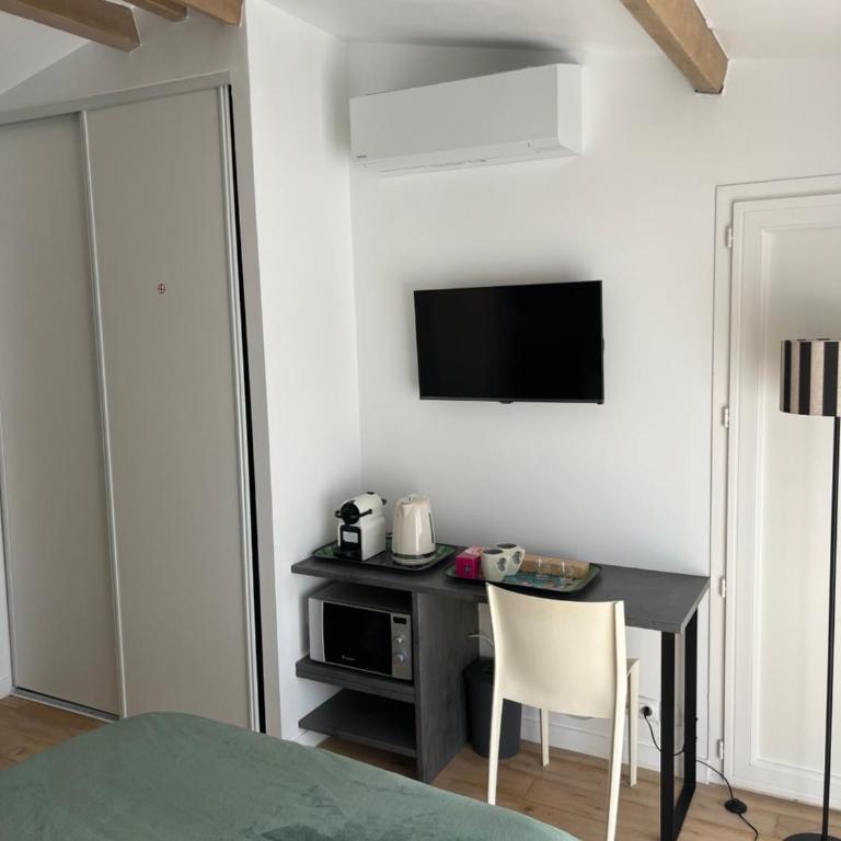 Suite indépendante dans une maison - Double Room - 4