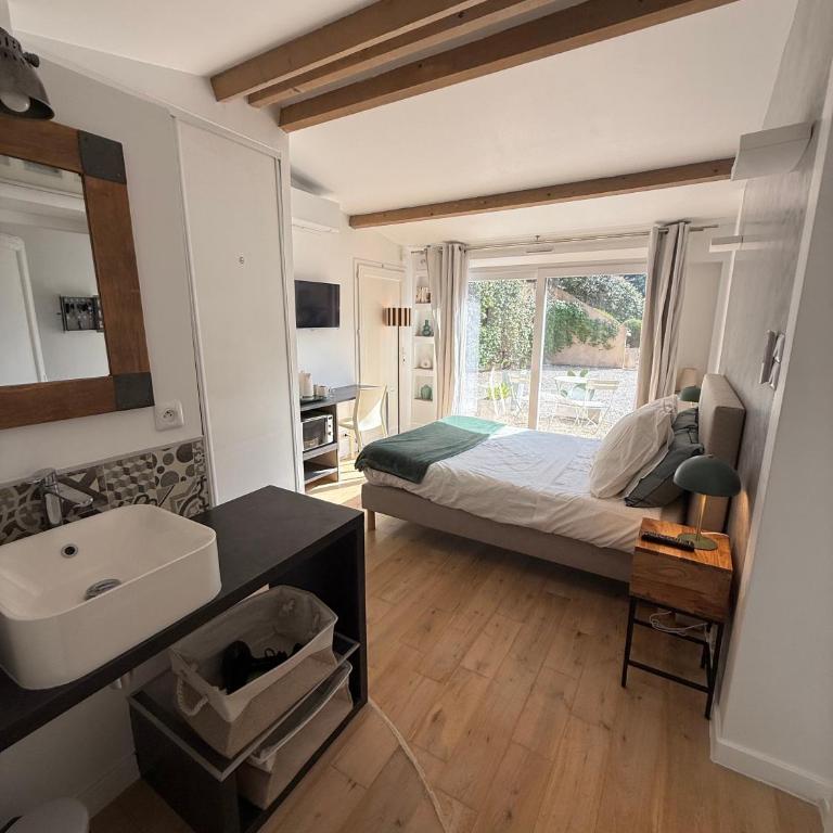 Suite indépendante dans une maison - Double Room - 3