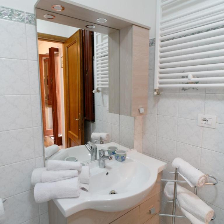 Casa di Sofia Montefiascone Apartment - Appartamento con 2 Camere da Letto - 9