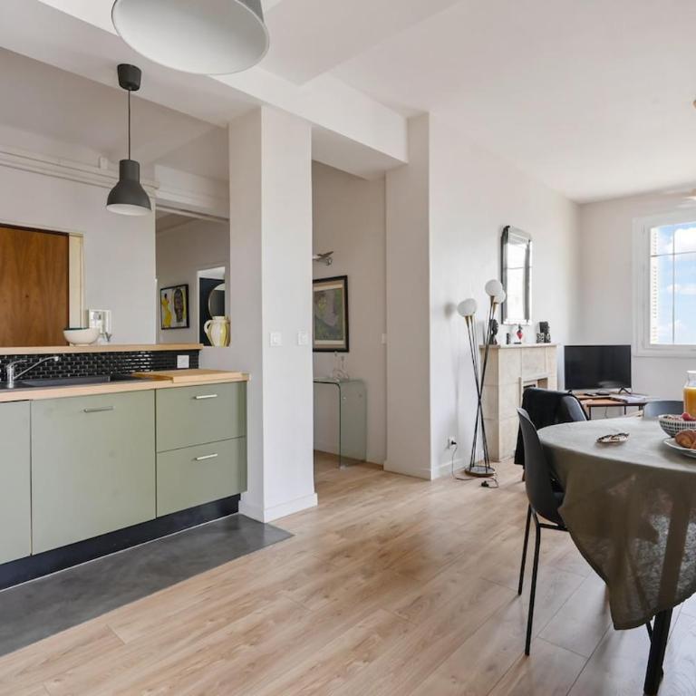 2 Balconies & 2 Bedrooms, Between Panier & Vieux-Port - Appartement 2 Chambres - 3
