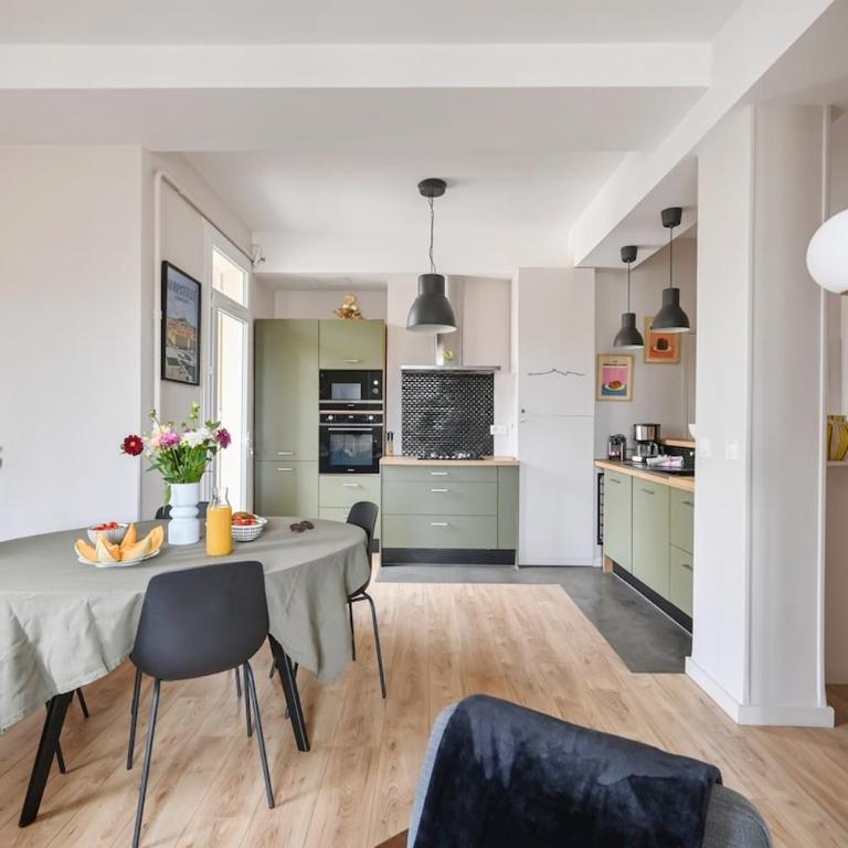 2 Balconies & 2 Bedrooms, Between Panier & Vieux-Port - Appartement 2 Chambres - 16