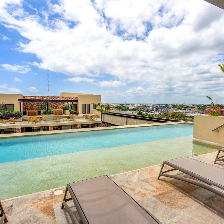 Chic Studio with Roof Pool & Gym Near 5th & Beach - Apartamento con balcón - 1