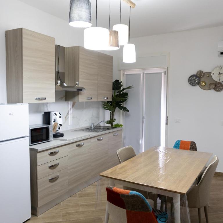 Adagos - Double Room with Private Bathroom - 9