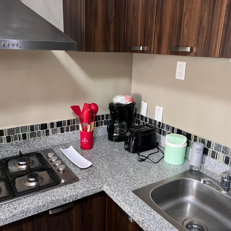 Centrally located apartment with AC, parking and pool - Two-Bedroom Apartment - 37