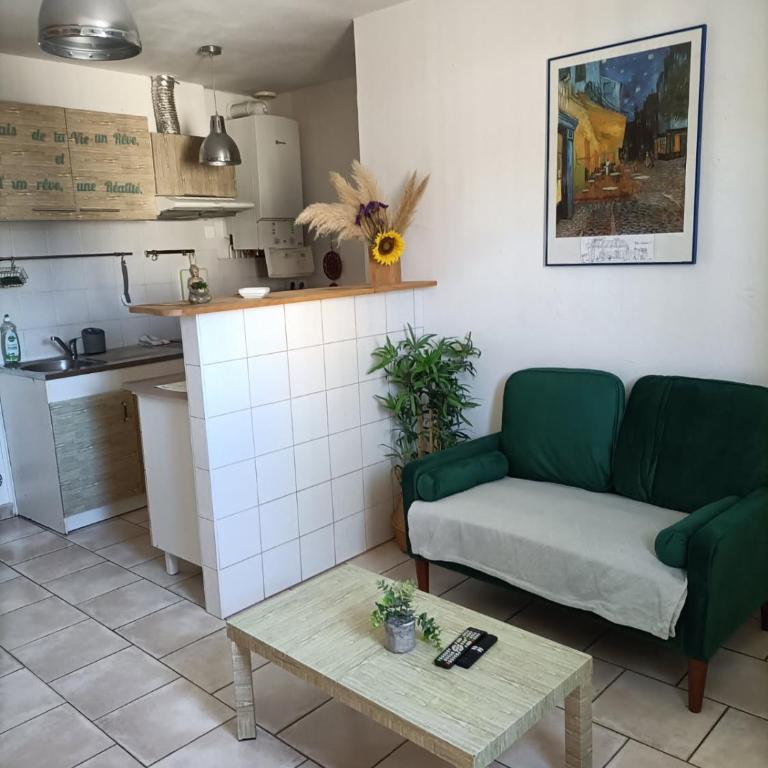 Jolie petite maison idéalement située - Apartment - 2