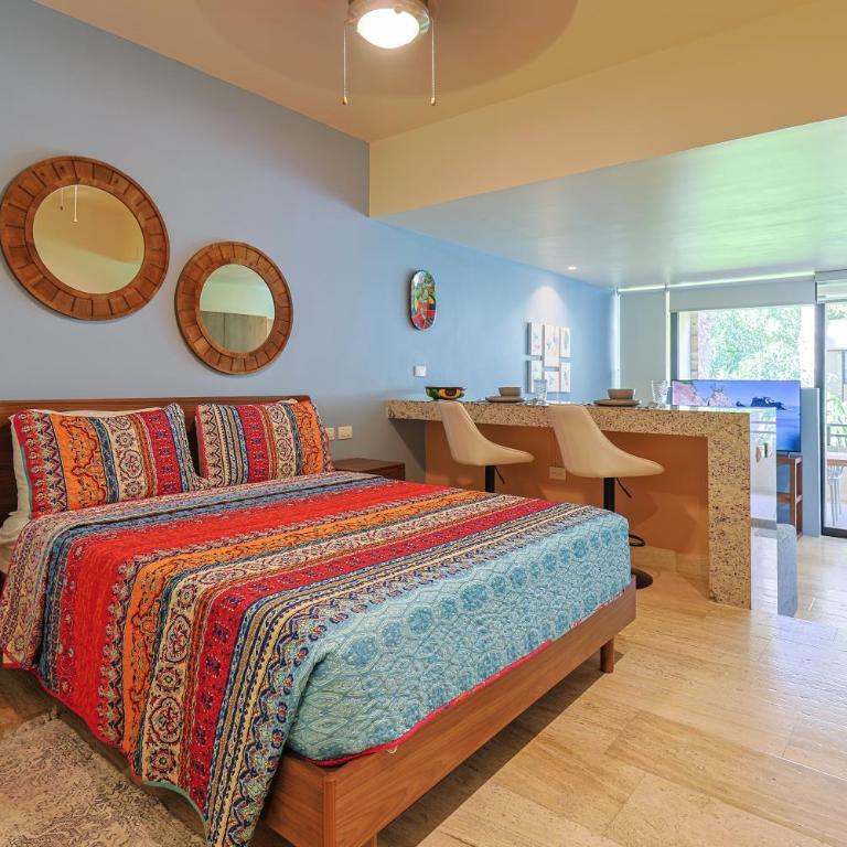 Chic Studio with Roof Pool & Gym Near 5th & Beach - Apartamento con balcón - 37