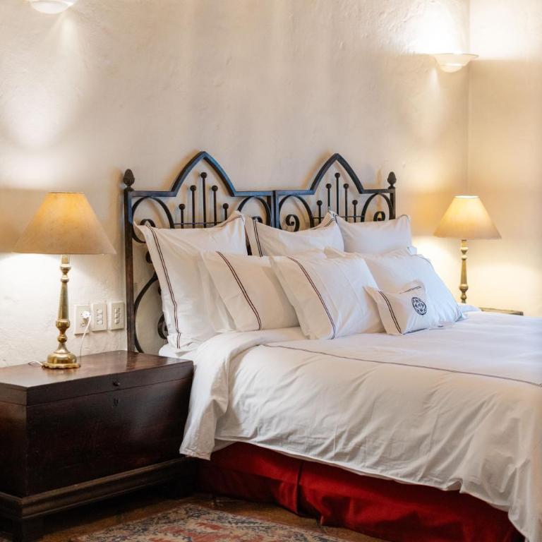 Villa Ganz Boutique Hotel - Suite with City View - 12