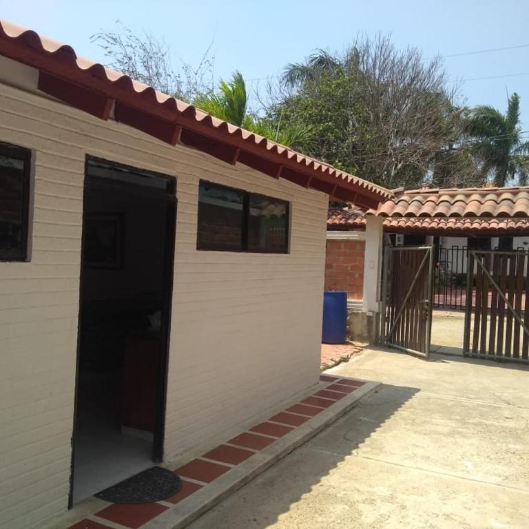 CABAÑA LOS JARDINES -Playa Mendoza - Casa de 3 dormitorios - 2