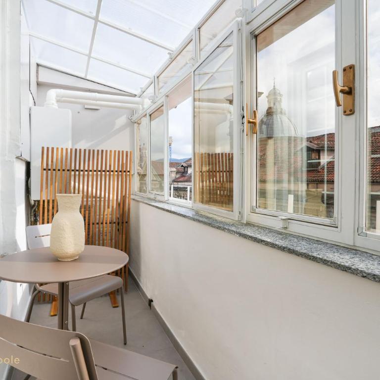 Agostino Center Apartment - One-Bedroom Apartment - 16