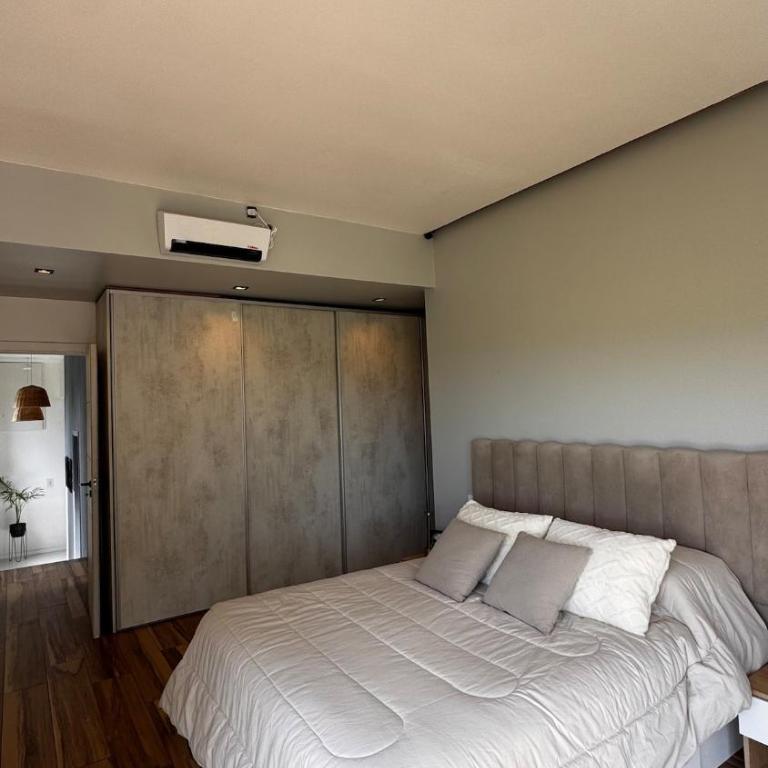 Moderna casa con pileta, entorno natural unico - Casa de 2 dormitorios - 31