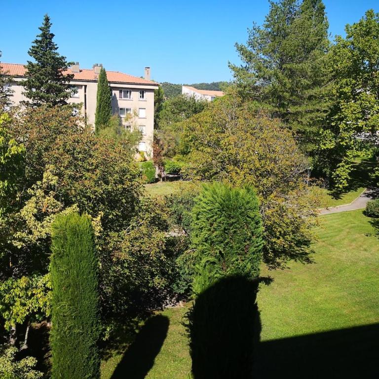 Studio 3rd floor balcony wifi in Gréoux-les-Bains - Studio - 10