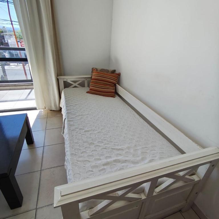 luminoso depto con balcon a cuadras del centro - Apartamento de 2 dormitorios - 8