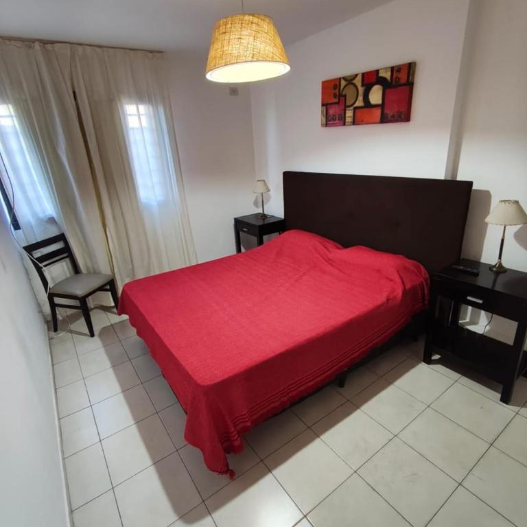 luminoso depto con balcon a cuadras del centro - Apartamento de 2 dormitorios - 9