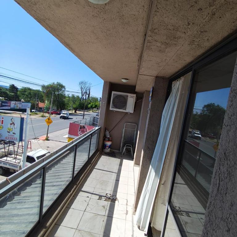 luminoso depto con balcon a cuadras del centro - Apartamento de 2 dormitorios - 18