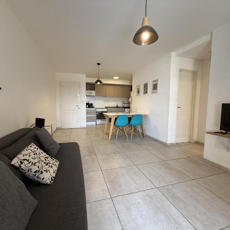 Depto Cerca de Clinica Reina Fabiola General Paz - Apartamento de 1 dormitorio - 7