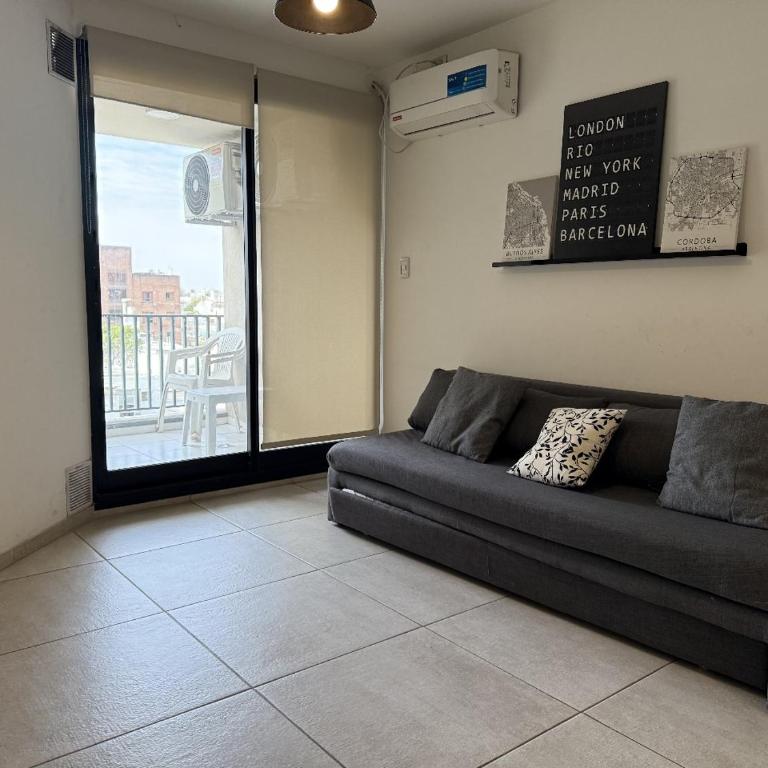 Depto Cerca de Clinica Reina Fabiola General Paz - Apartamento de 1 dormitorio - 10