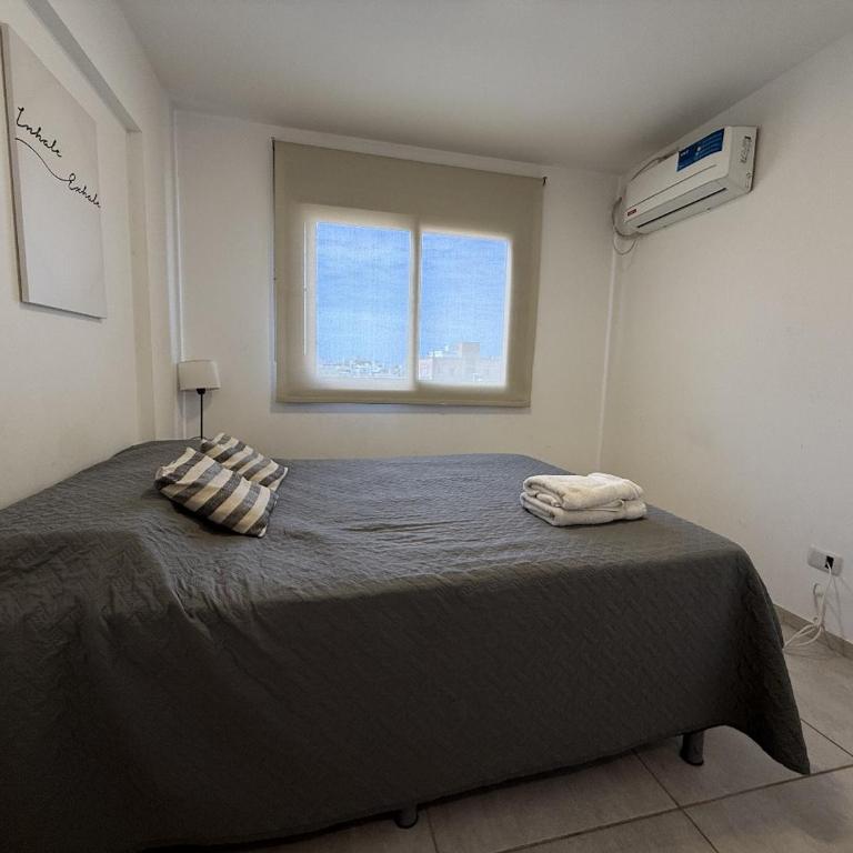 Depto Cerca de Clinica Reina Fabiola General Paz - Apartamento de 1 dormitorio - 11