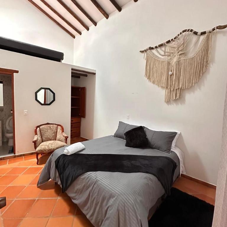 LeyvaYork Apartasuites - Double Room - 1