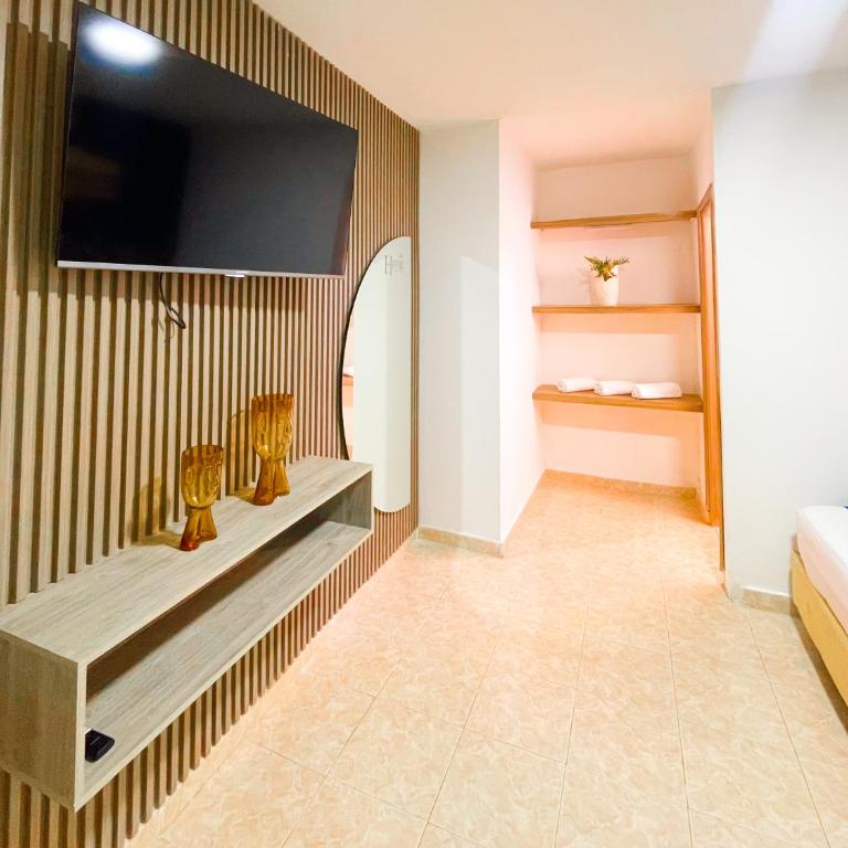 Hotel Caribe Real Inn - Habitación cuádruple - 3