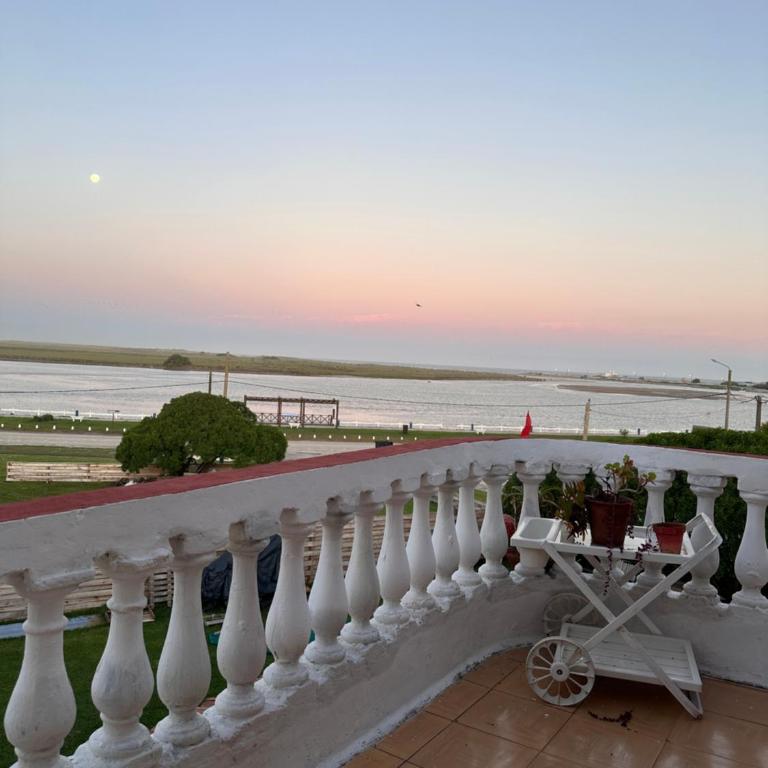 Cabañas Mar Chiquita frente la laguna - Apartamento de 1 dormitorio - 2