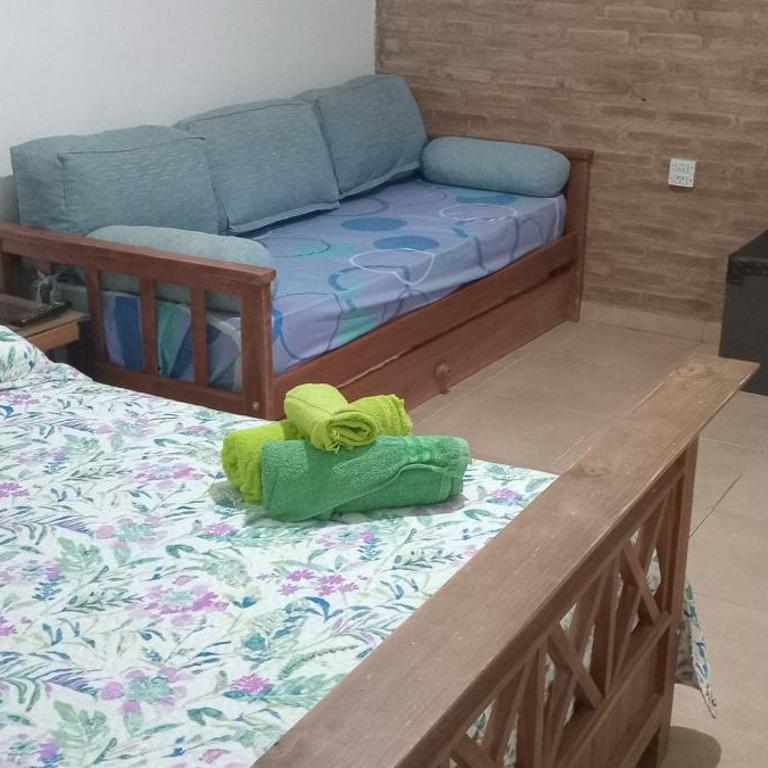 Alojamiento viajeros - Habitación Doble Estándar con vistas al jardín - 2 camas - 18
