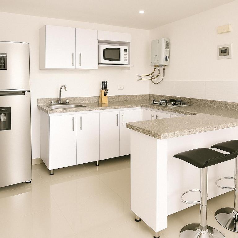 Edificio La Frontera - Vista El Poblado Free Parking & Wifi Recep 24 h - Suite Doble Estándar - 5