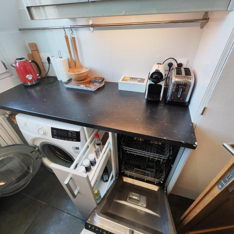 Studio de charme toits parisiens - Studio - 12