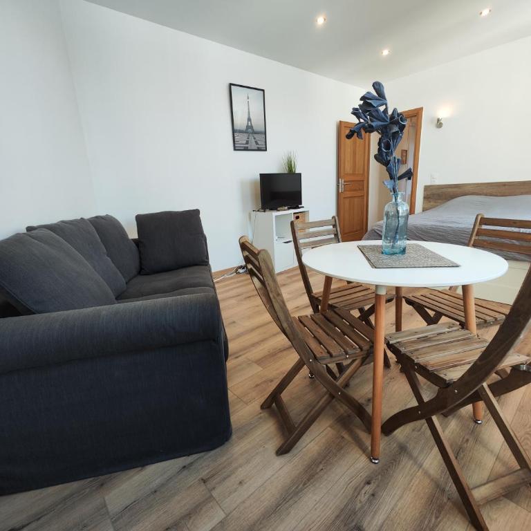Studio de charme toits parisiens - Studio - 10
