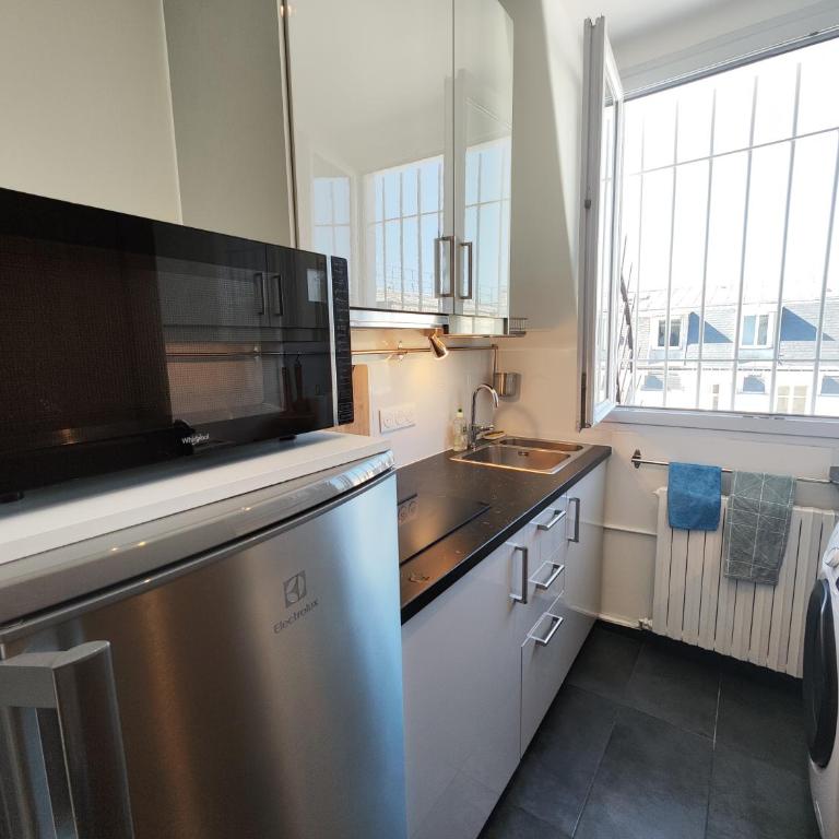 Studio de charme toits parisiens - Studio - 17