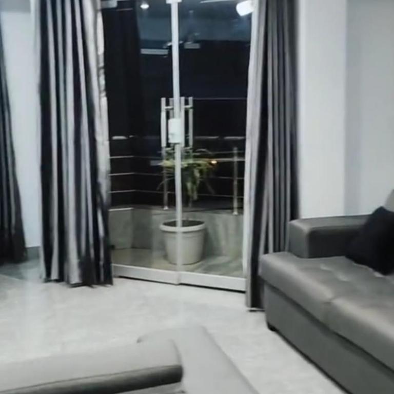 Villa Casa Blanca Edificio de Departamentos - Apartamento de 3 dormitorios - 5