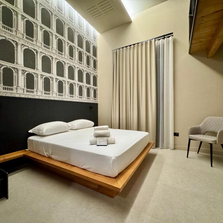 The first floor - Exclusive Rooms - Pompei - Camera Quadrupla su 2 Livelli - 4